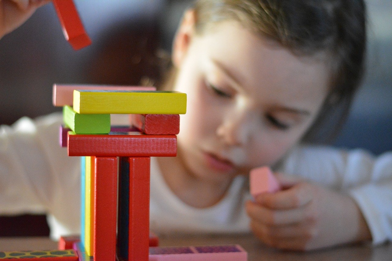 Penser aux loisirs pour votre enfant.